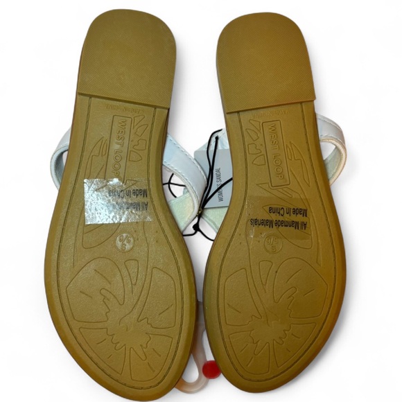 NWT West Loop White Embellished Sandals Slip On Vacation Beach - Picture 2 of 4